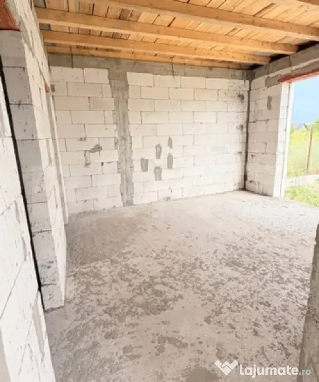Casa modernă de vânzare în Galați – Sat Costi | Piscin