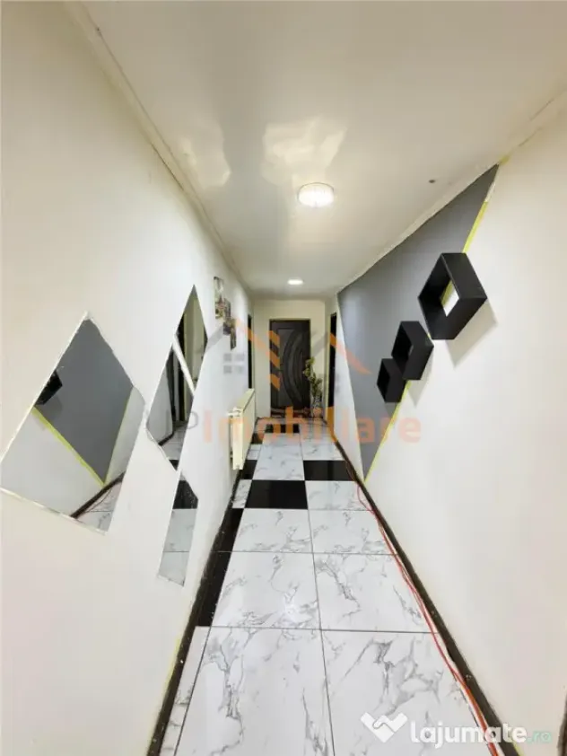 CASA CU TEREN 550 MP | ZONA DEALURI | STRADA SOFIEI