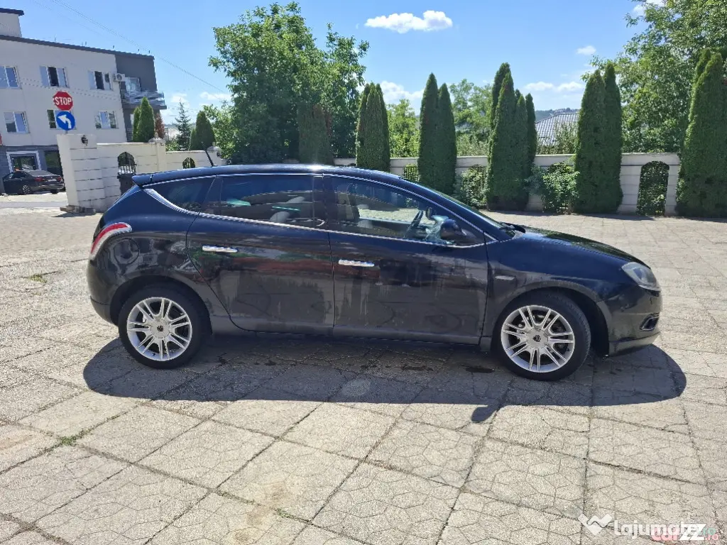 Lancia Delta 2009, 2.0 motorina = 1700 euro