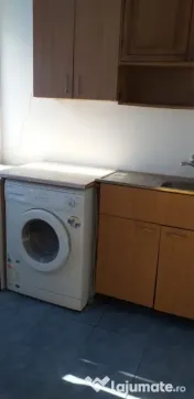 Dristor fix la metrou etaj 4 