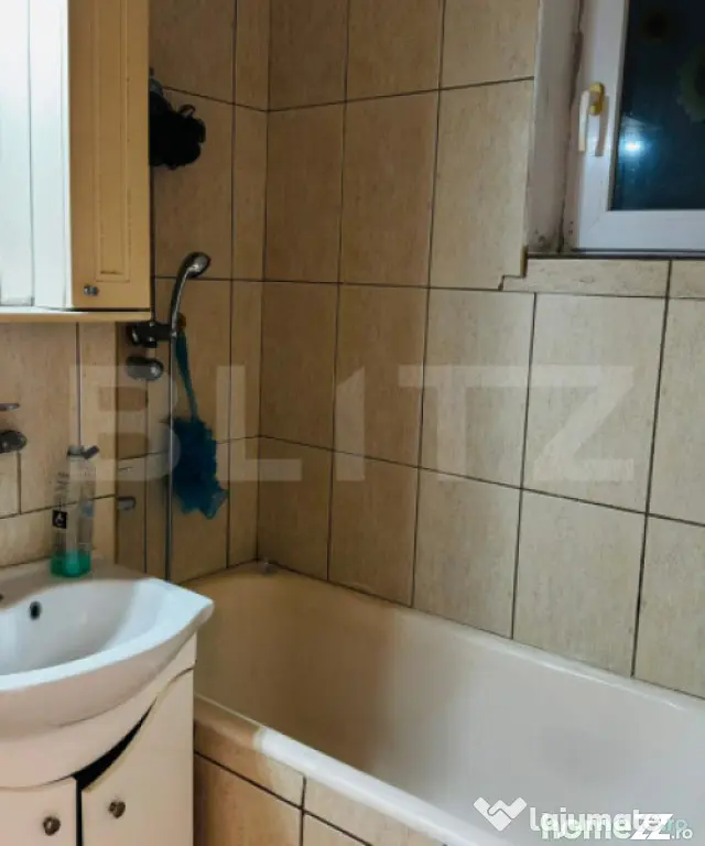 Apartament 3 camere decomandat , 70 mp. , bloc cu lift , zon - Satu Mare (Satu-Mare)
