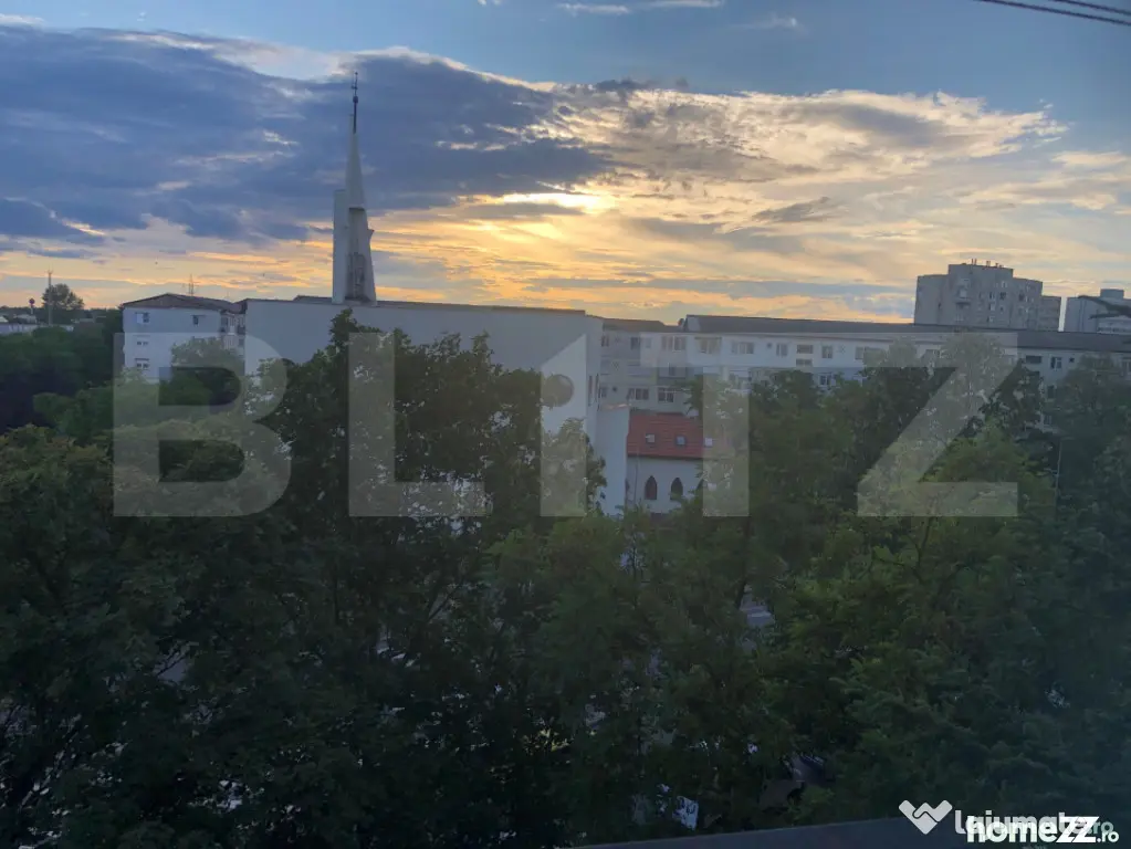 Apartament 3 camere decomandat , 70 mp. , bloc cu lift , zon - Satu Mare (Satu-Mare)