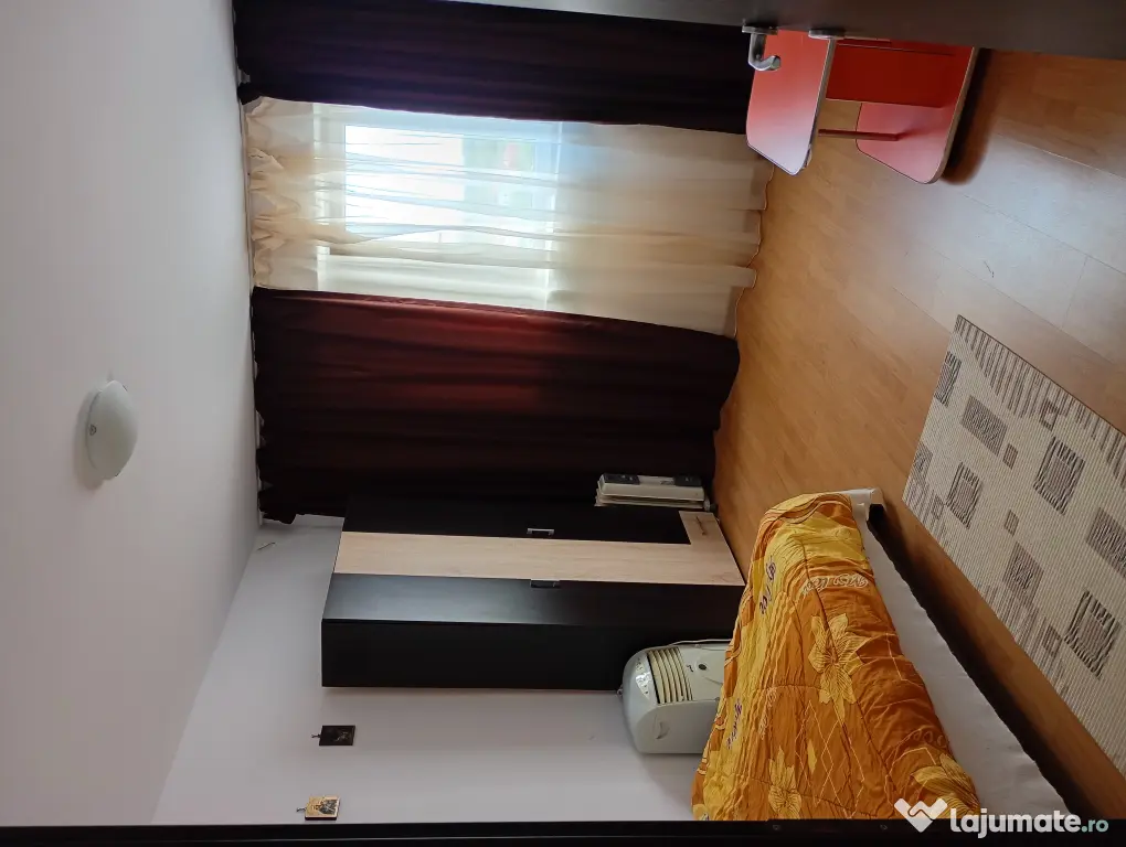 Apartament 2 camere semidecomandat