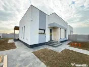 Casa Parter 3 camere 2 bai Incalzire pardoseala Teren 371mp 