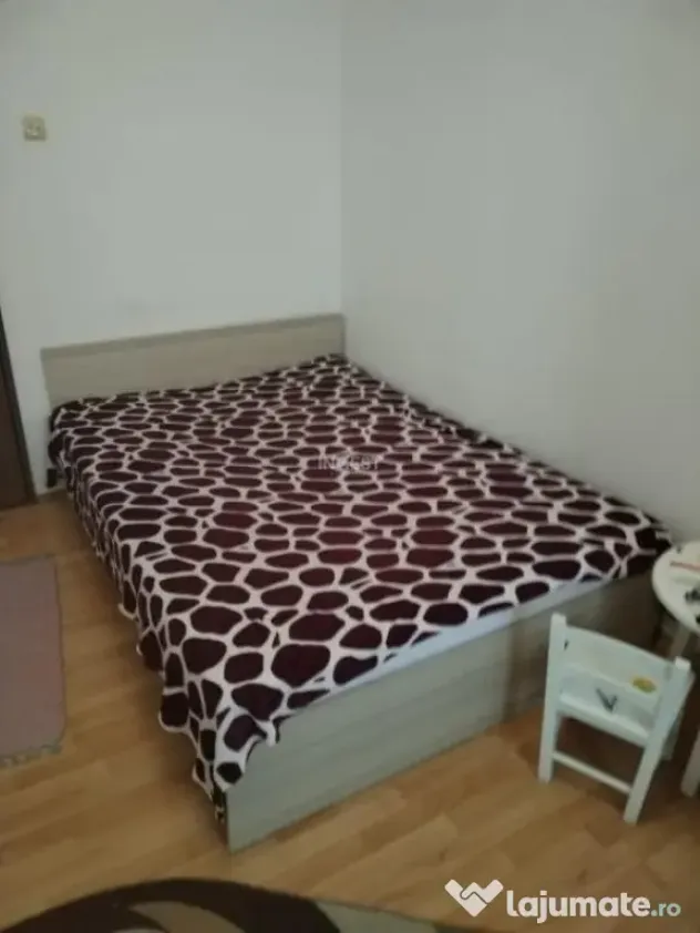 De inchiriat apartament de 2 camere-decomandat-Alexandru