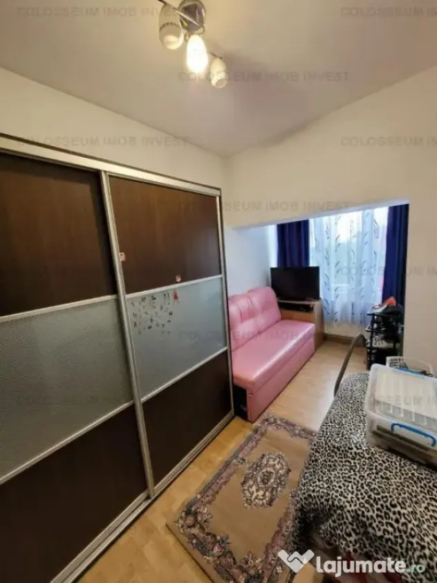 Apartament 2 camere, decomandat - zona Craiter