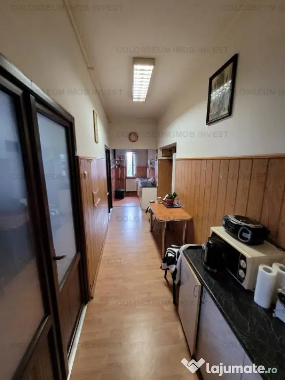 Apartament 2 camere, decomandat - zona Craiter
