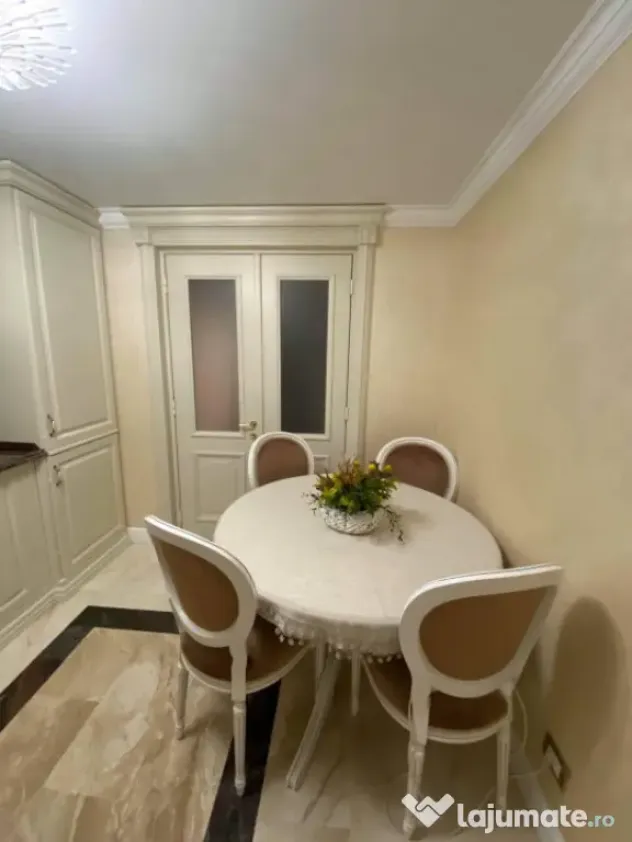 Apartament deosebit cu 3 camere - Filiasi