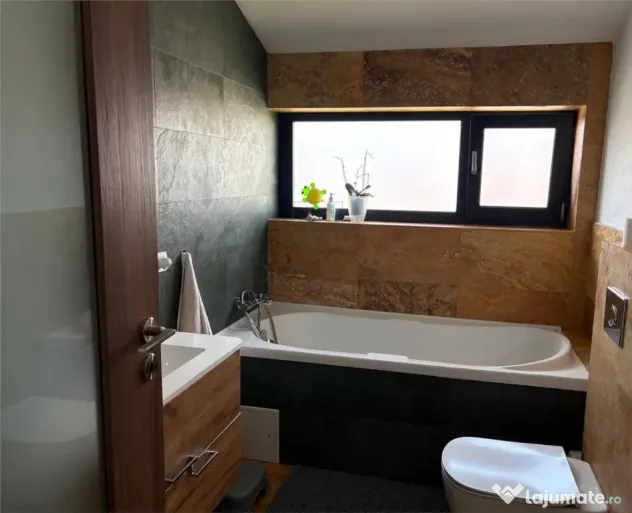 CASA INDIVIDUALA - MOBILATA COMPLET - ZONA CENTRALA
