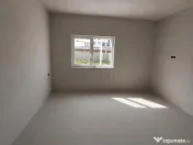 Oportunitate - Duplex modern aproape de Timisoara - desparti 