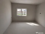 Oportunitate - Duplex modern aproape de Timisoara - desparti 