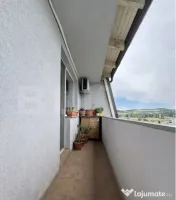 Apartament spatios, 3 camere, 64mp, balcon, lângă VIVO