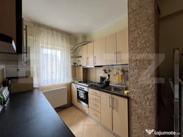 Apartament 2 camere, decomandat, calea Dorobantilor, bloc cu