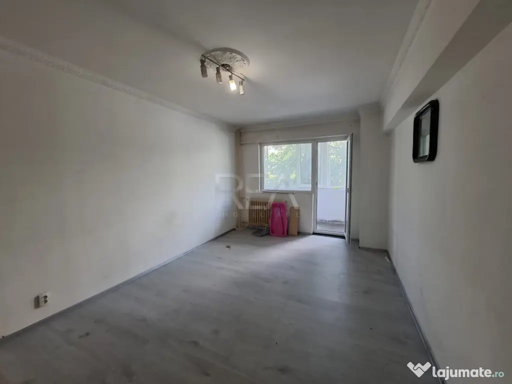 3 camere, et 1/10, 76mp, anvelopat-Gorjului/Veteranilor