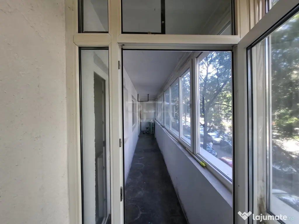 3 camere, et 1/10, 76mp, anvelopat-Gorjului/Veteranilor