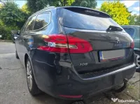 Masina Peugeot 308 Pure Tech 1.2 Benzina 