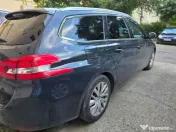 Masina Peugeot 308 Pure Tech 1.2 Benzina 