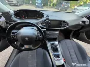 Masina Peugeot 308 Pure Tech 1.2 Benzina 