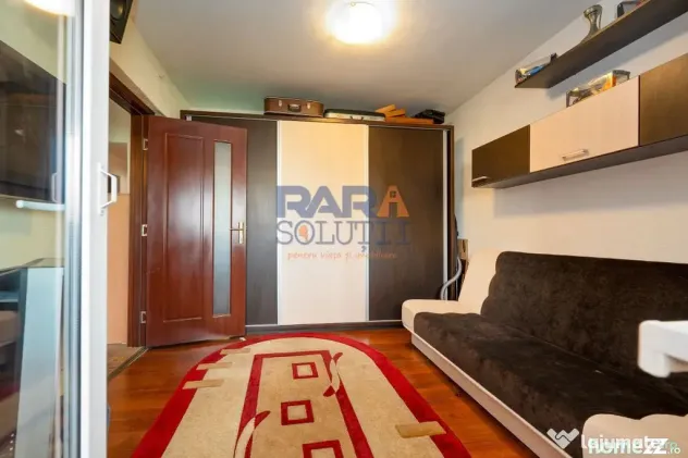 Apartament 3 camere, două băi, Bd. Roman Mușat - Roman (Neamt)