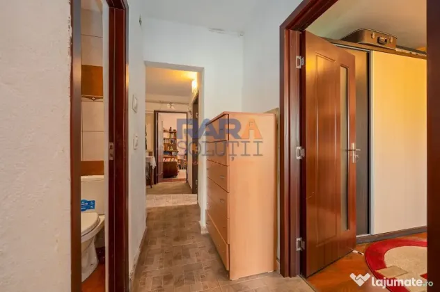 Apartament 3 camere, două băi, Bd. Roman Mușat