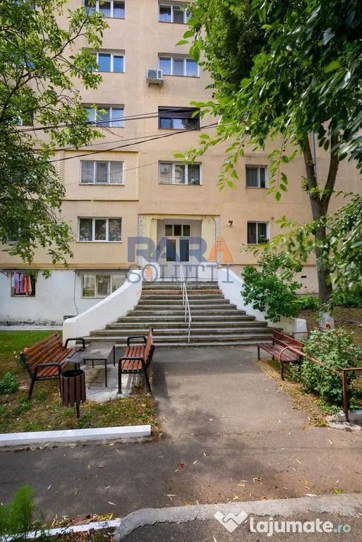 Apartament 3 camere, două băi, Bd. Roman Mușat