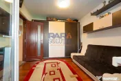 Apartament 3 camere, două băi, Bd. Roman Mușat 