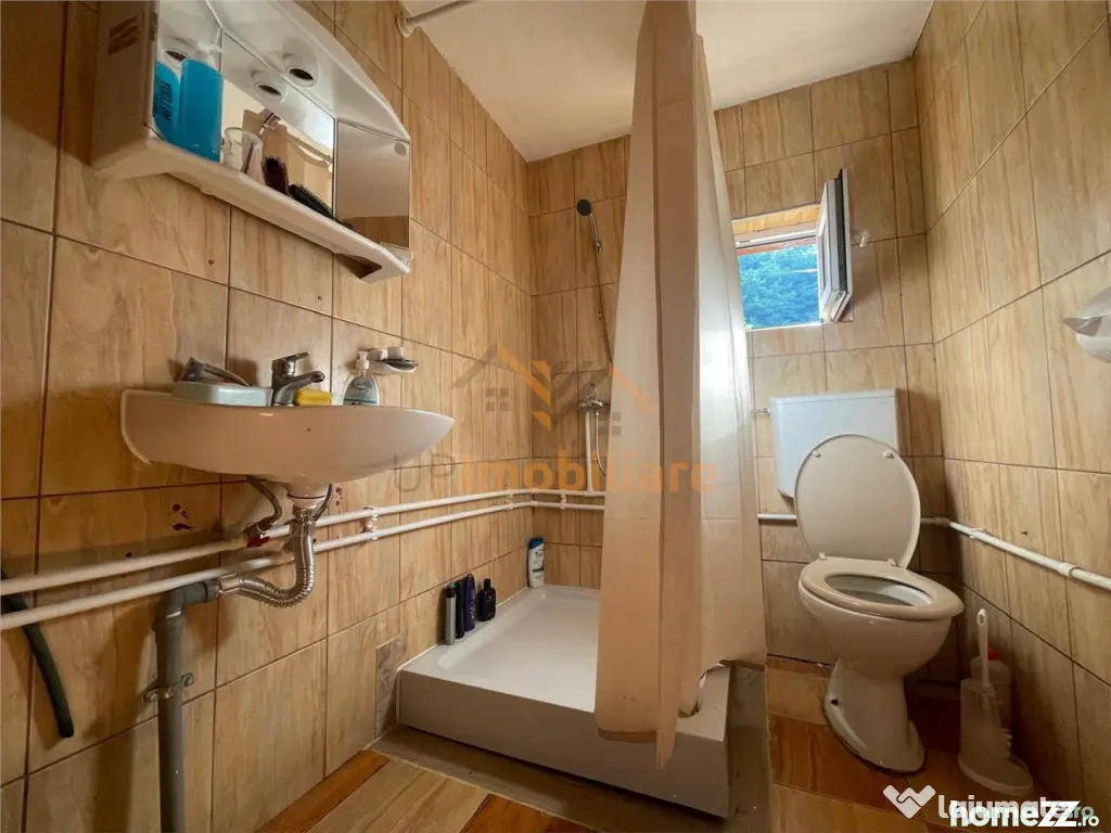 CASA DE VACANTA | 6 CAMERE | COADA LACULUI | BIHOR - Remeti (Bihor)