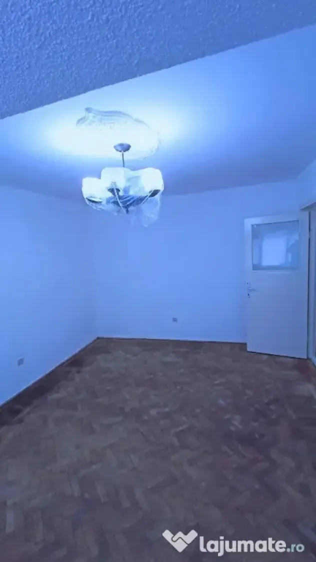 Apartament 2 camere decomandate zona Cet