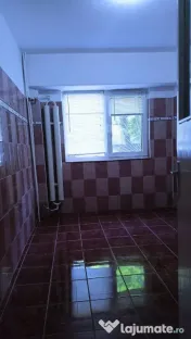 Apartament 2 camere decomandate zona Cet 