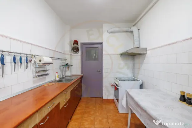 Apartament 2 camere, etaj 3, zona Traian