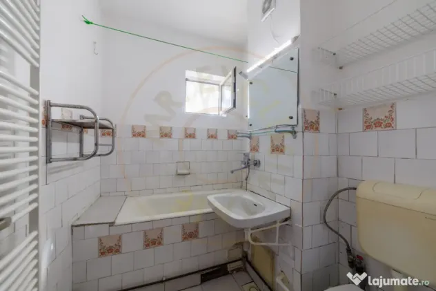 Apartament 2 camere, etaj 3, zona Traian