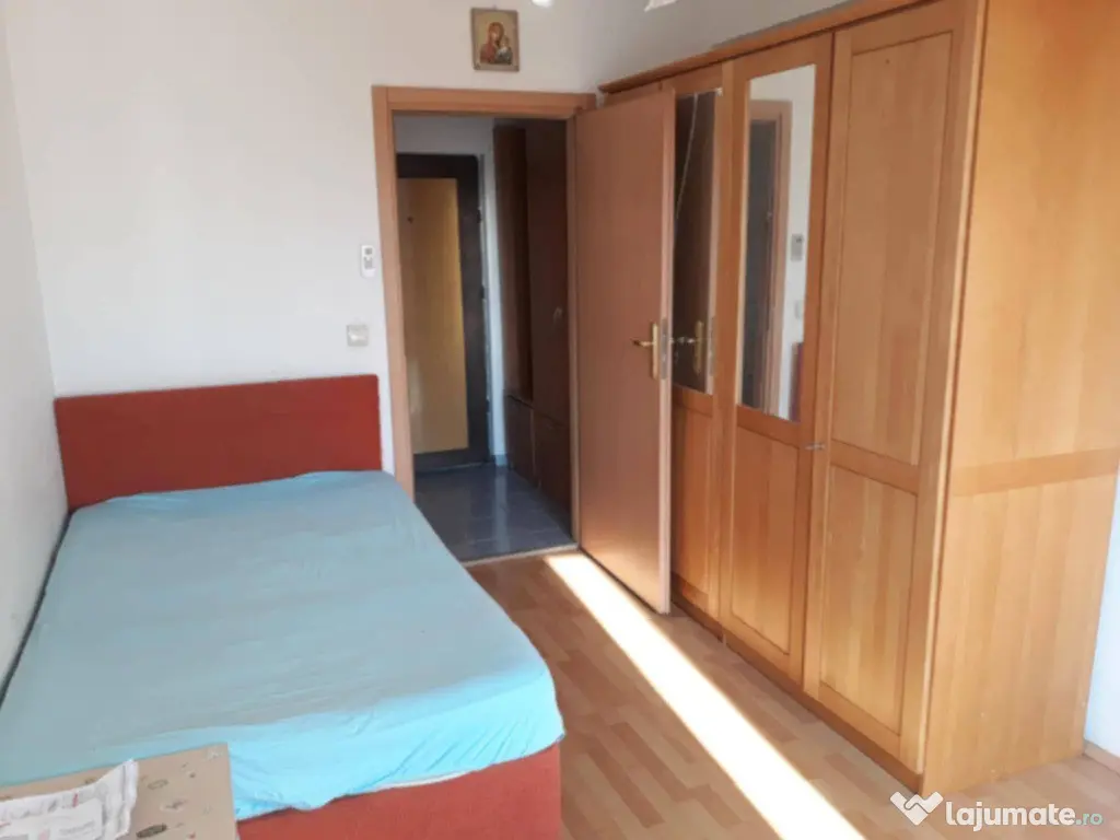 Apartament 1 camera, in Podul de Piatra,