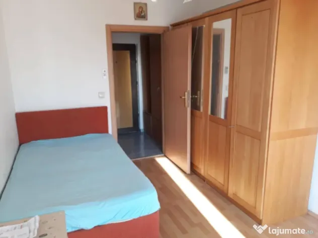 Apartament 1 camera, in Podul de Piatra,