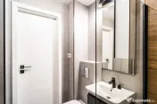 2 camere de închiriat, mobilat modern, totul nou, Metrou...