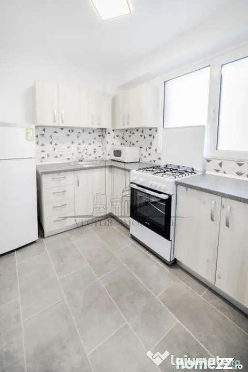 Toporasi 1*bloc reabilitat*et.2/8*Modern*Mobilat si utilat - Bucuresti (Bucuresti-Ilfov)