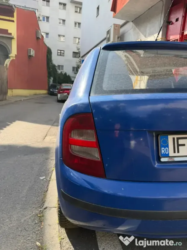 Masina Skoda fabia 2005
