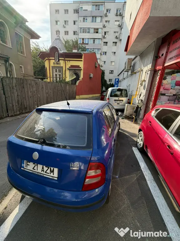 Masina Skoda fabia 2005