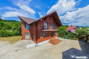 DE VANZARE vila de lux in Tautii de Sus 