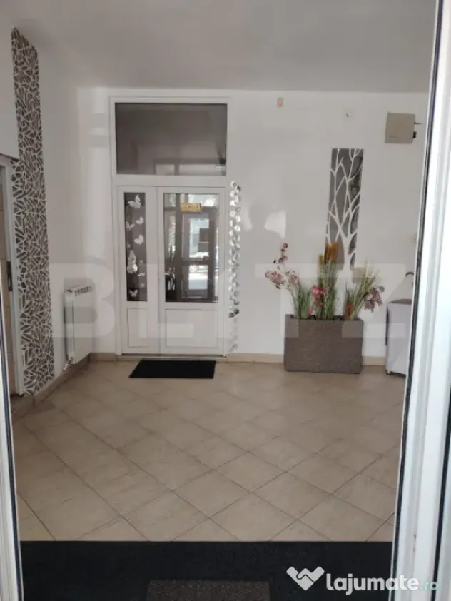 Spatiu de inchiriat, 695 mp, zona Câmpia Turzii