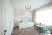 De vânzare casă cu 5 camere, în zona Dealuri - Oradea 