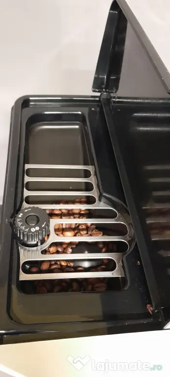 Aparat Cafea DELONGHI Magnifica ECO 0771307710