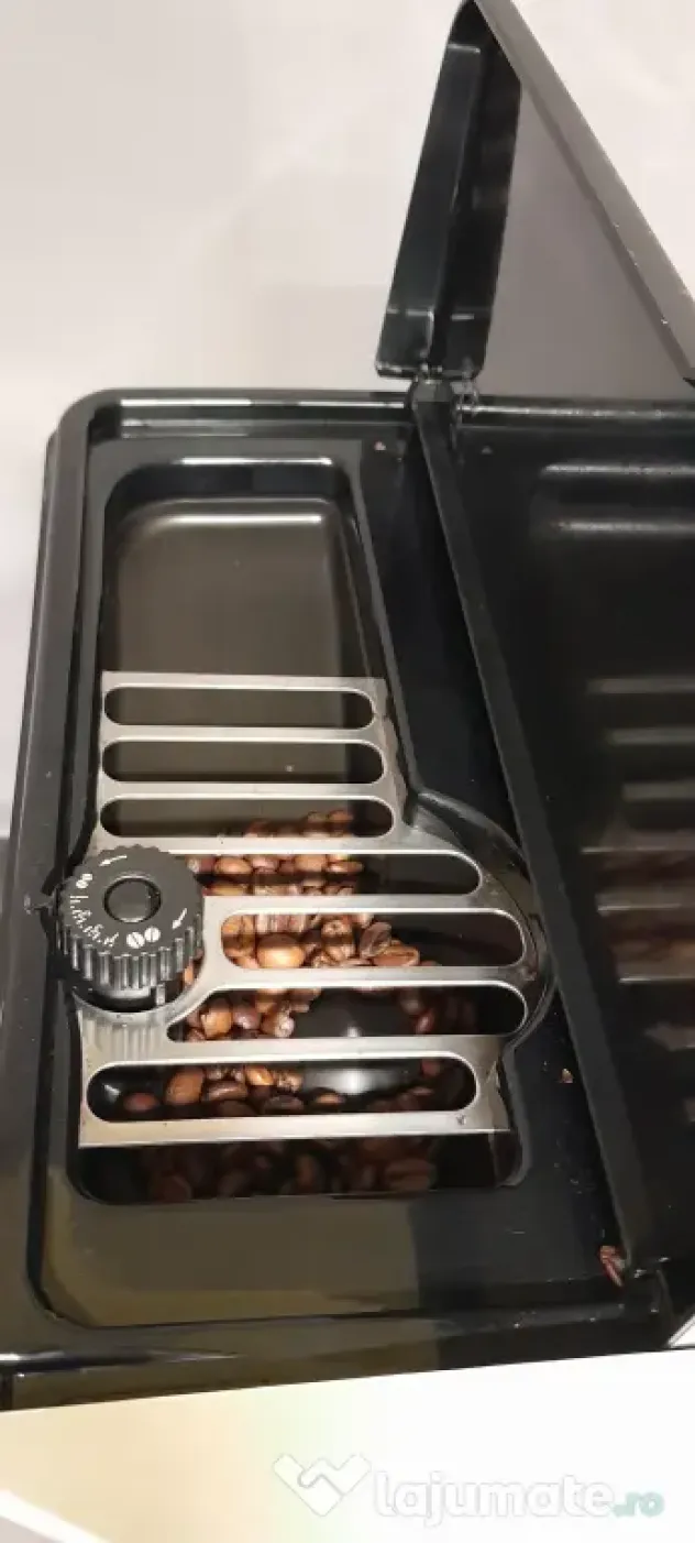 Aparat Cafea DELONGHI Magnifica ECO 0771307710