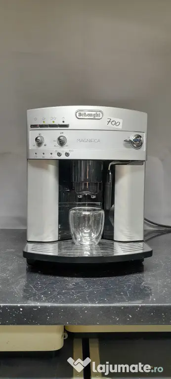 Aparat Cafea DELONGHI Magnifica ECO 0771307710