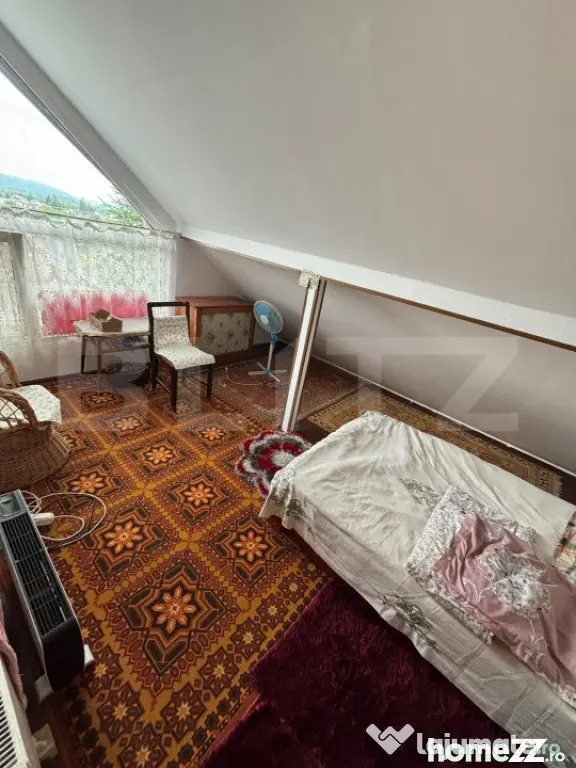 Casă P+1+M, 490 mp, teren 2.714 mp, zona Pucioasa - Pucioasa (Dambovita)