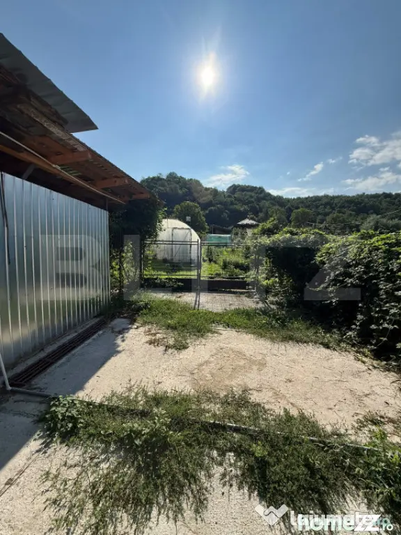 Casă P+1+M, 490 mp, teren 2.714 mp, zona Pucioasa - Pucioasa (Dambovita)
