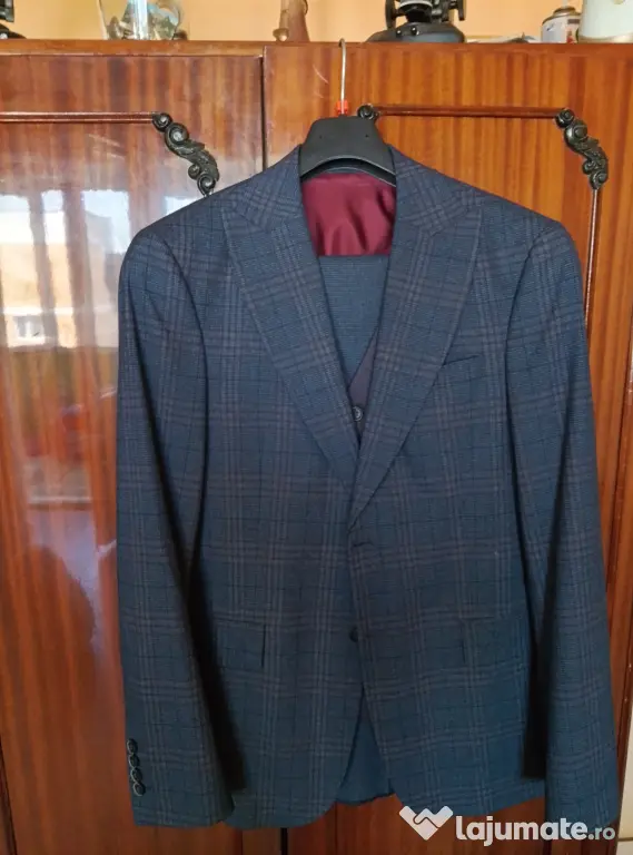 Costum bărbătesc GiotelIi 50