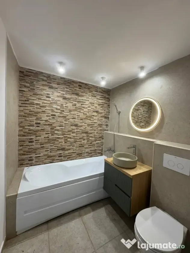 Apartament 3 camere Stefan cel Mare stradal