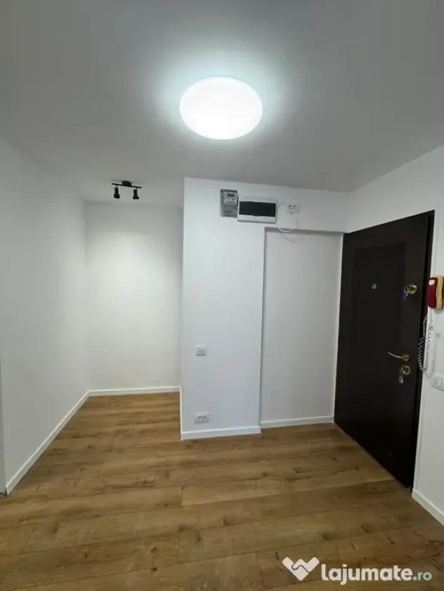 Apartament 3 camere Stefan cel Mare stradal