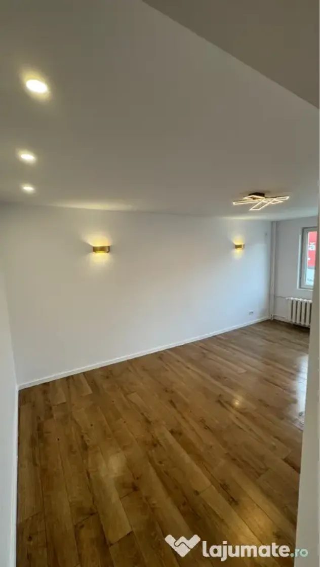 Apartament 3 camere Stefan cel Mare stradal