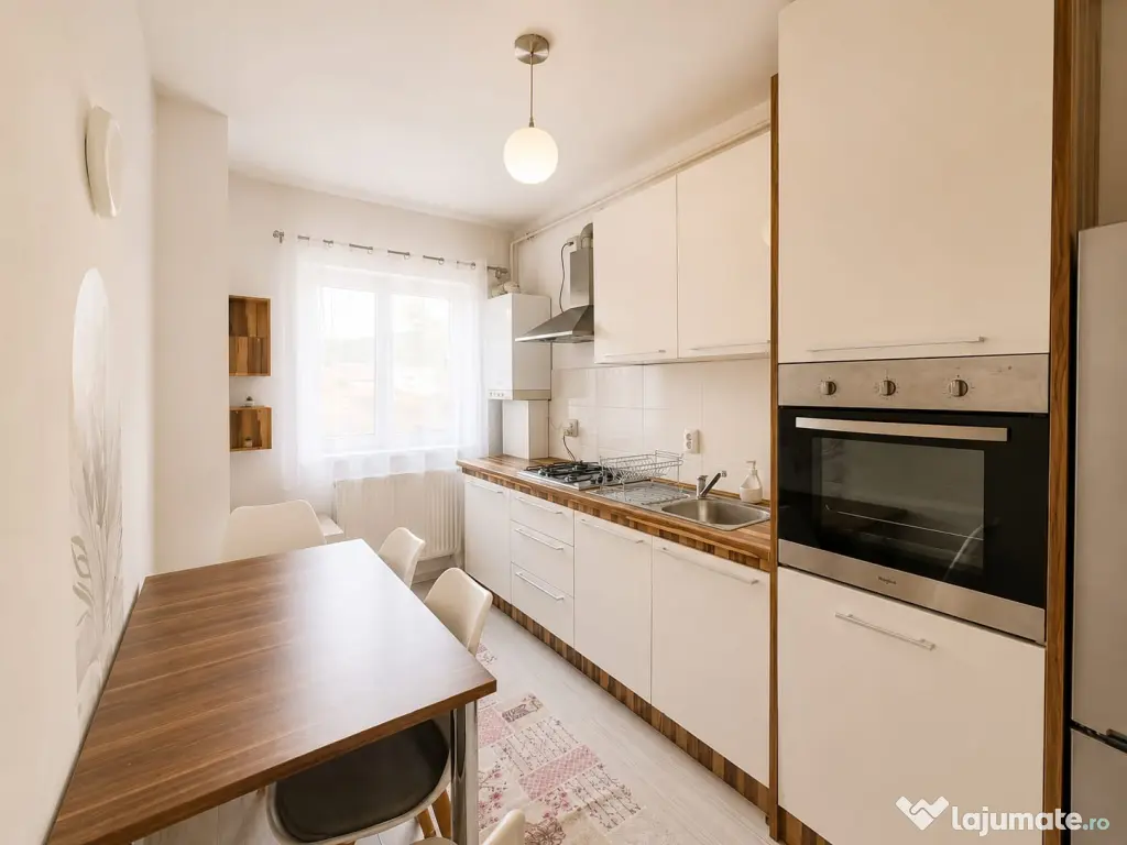 Inchiriez apartament 2 camere